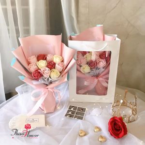 Bó hoa hồng sáp 10 bông hồng mix